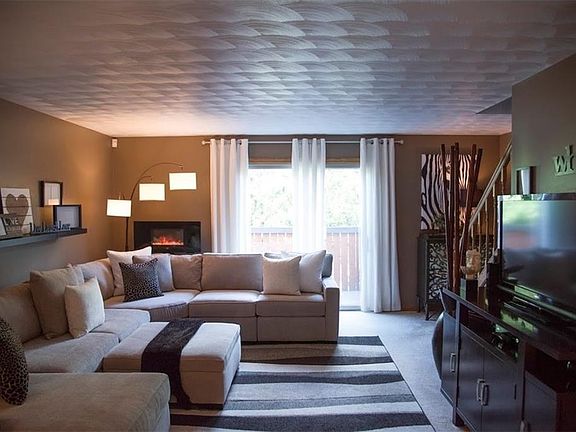 4th image of 3876 Indian Run Dr APT 3