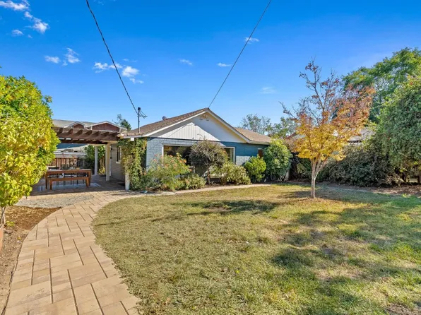 2530 Paul Minnie Ave, Santa Cruz, CA 95062