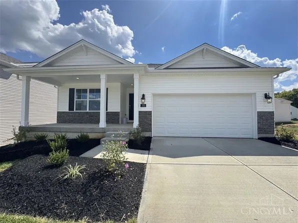 100 Woodcreek Ln, New Richmond, OH 45157