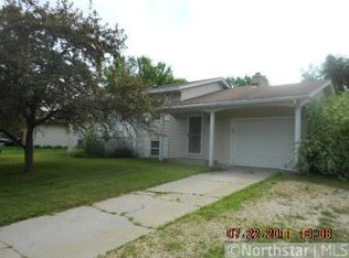 8144 Hemingway Ave S, Cottage Grove, MN 55016