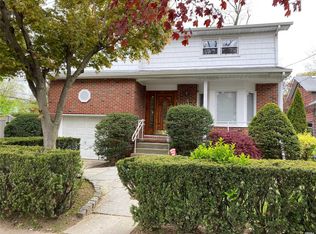 45 Inwood Rd, Port Washington, NY 11050