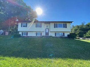 7 Mount Rose Rd, Marlboro, NY 12542