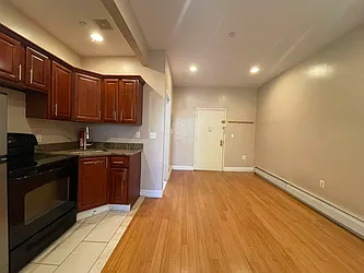 Rented by Best Apartments North Inc