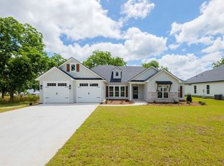5039 Hatfield Cir, Hahira, GA 31632