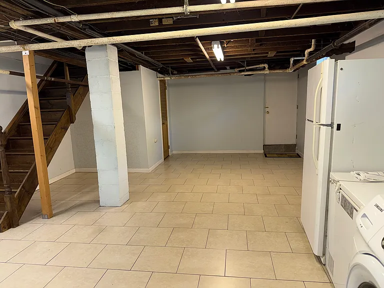 18-20 Somerville Rd #2 — Photo 13