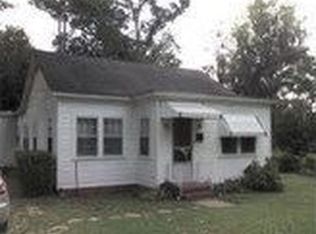 4 Pelham St, Selma, AL 36701