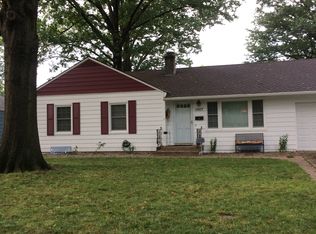1007 SW 1st St, Lees Summit, MO 64063