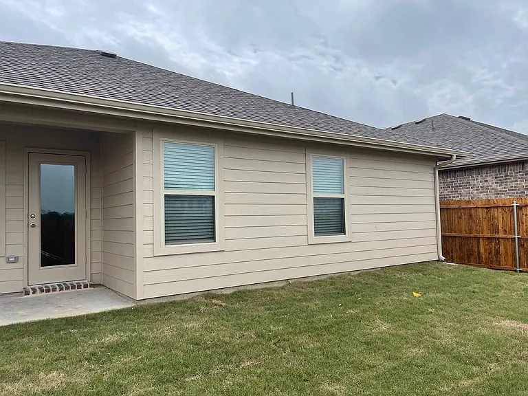 5405 Fairdale Dr — Photo 18