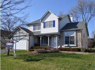 346 Claire Ln, Cary, IL 60013