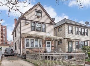 10212 63rd Ave, Forest Hills, NY 11375