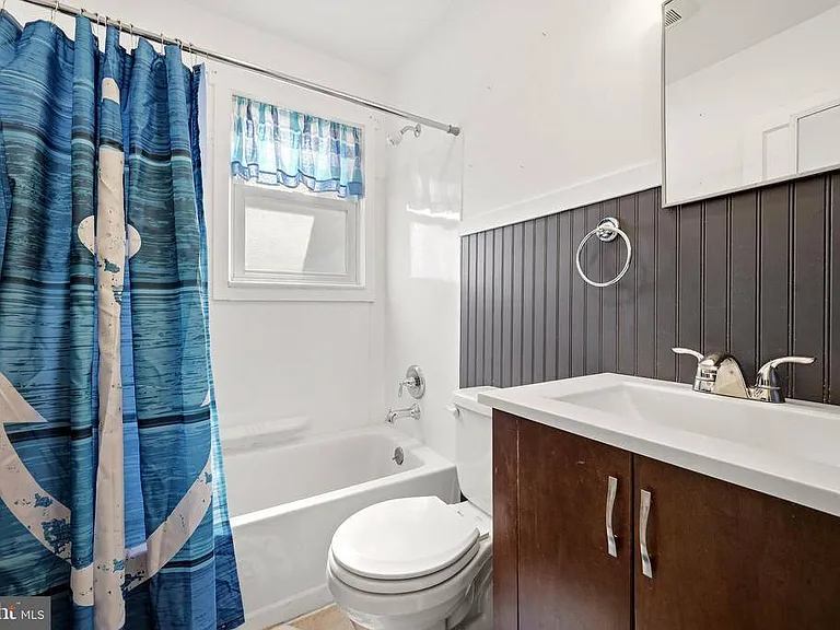 407 Manassas Ave — Photo 17
