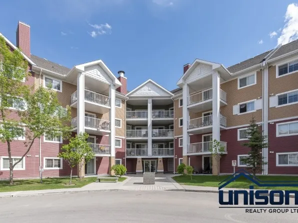 10 S Prestwick Bay SE #3206, Calgary, AB T2Z 0B3