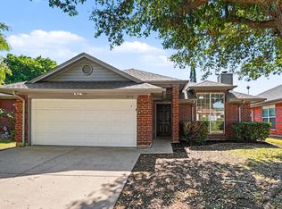 5612 Cancun Dr, North Richland Hills, TX 76180