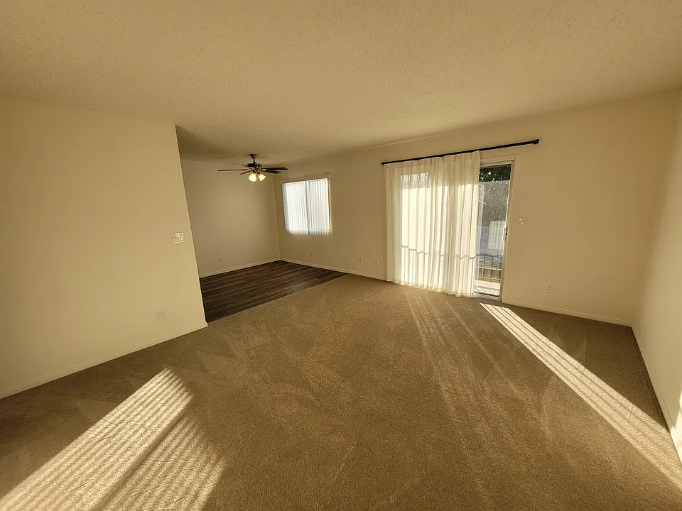 274 Evergreen Ave #C