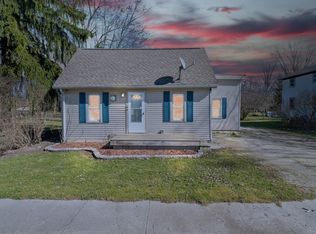 234 Melvin St, Croswell, MI 48422