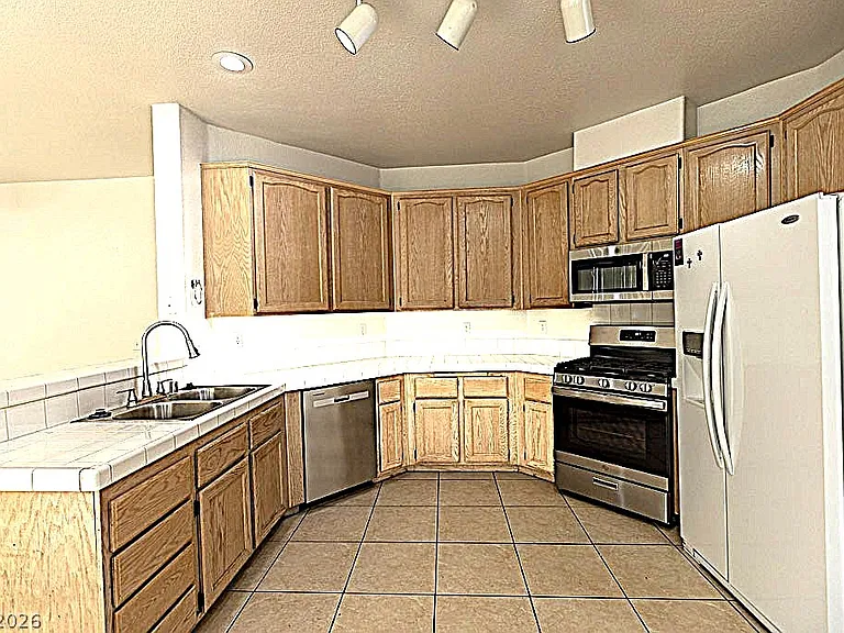 1721 Mill Canyon Dr — Photo 22