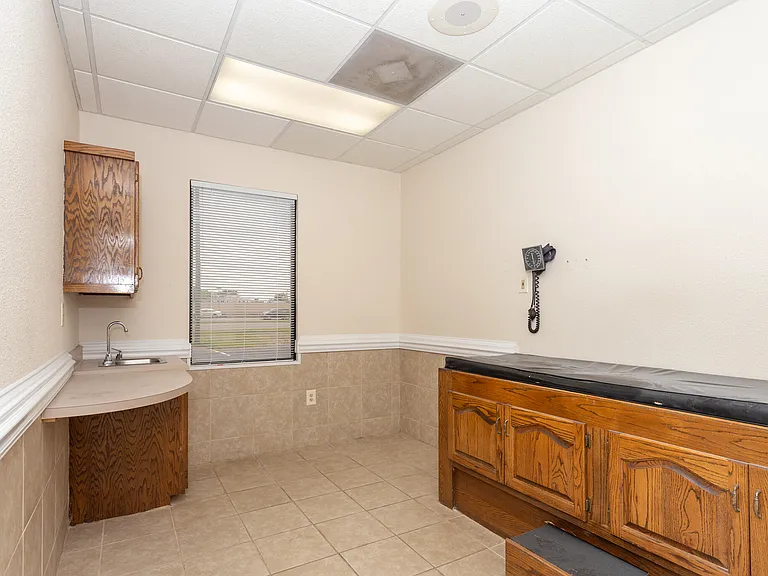 620 Quintard Ave #1 — Photo 30