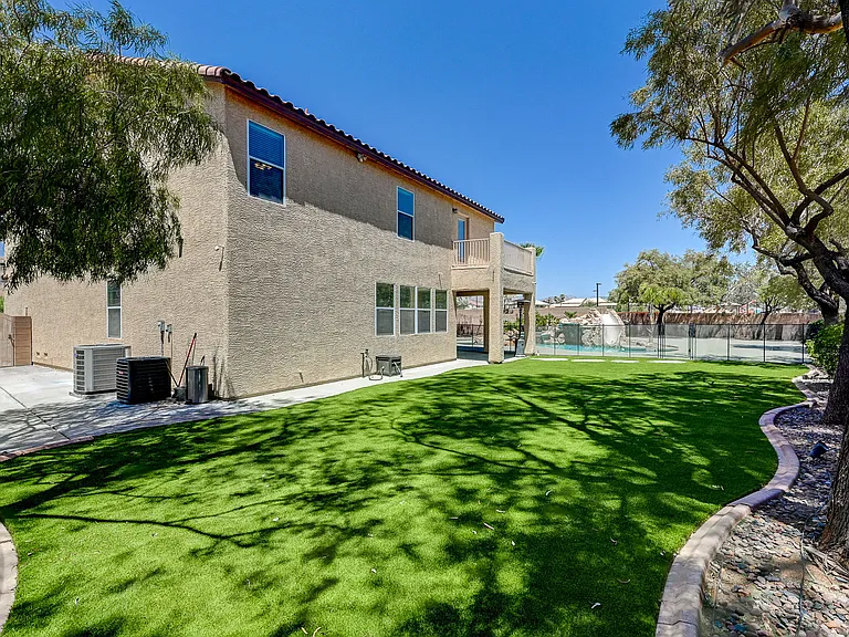 9610 Hawk Cliff Ave30_06012026