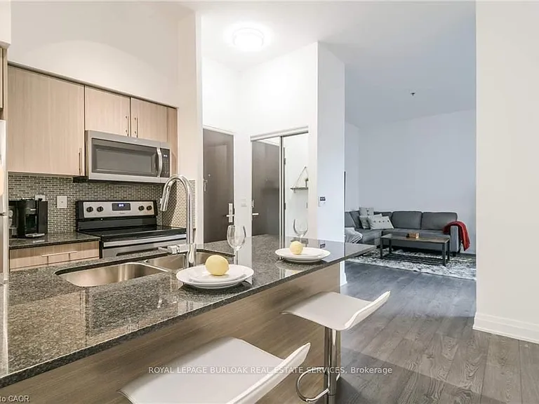 55 Speers Rd #104 — Photo 10