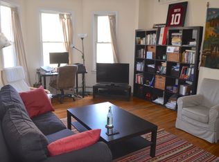 708 Commonwealth Ave #2, Boston, MA 02215