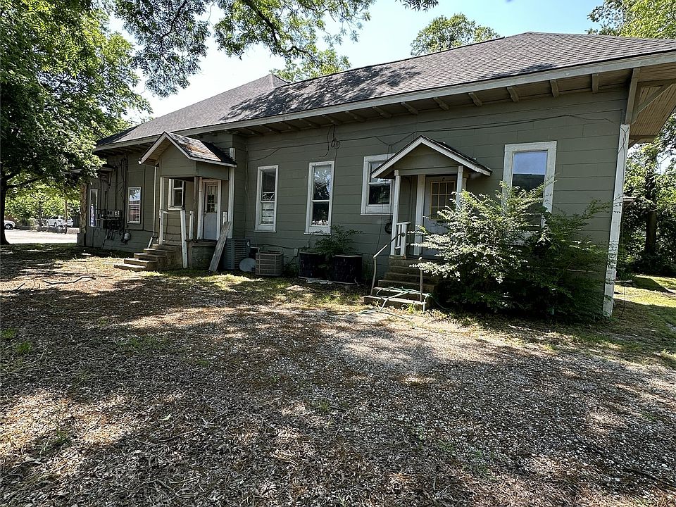 1st image of 1309 Park St