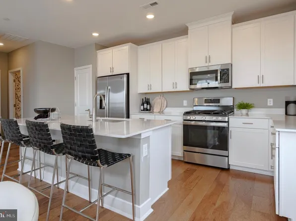 228 Cora Bergen Blvd, Hopewell Township, NJ 08560