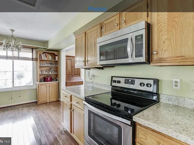 727 Trenton Ave — Photo 5