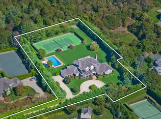 (Undisclosed Address), Southampton, NY 11968