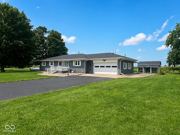 4th image of 310 N Murnan Ln