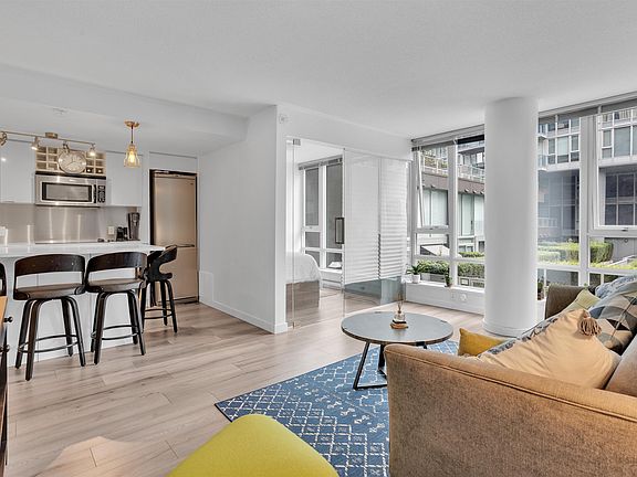 5th image of 233 Robson St #502