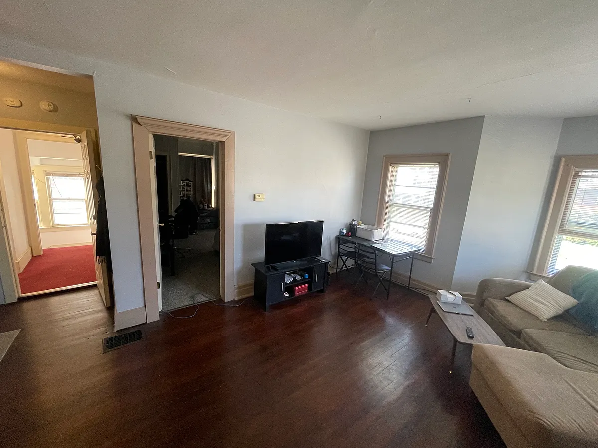 Building Photo - 567 Lafayette Ave #2
