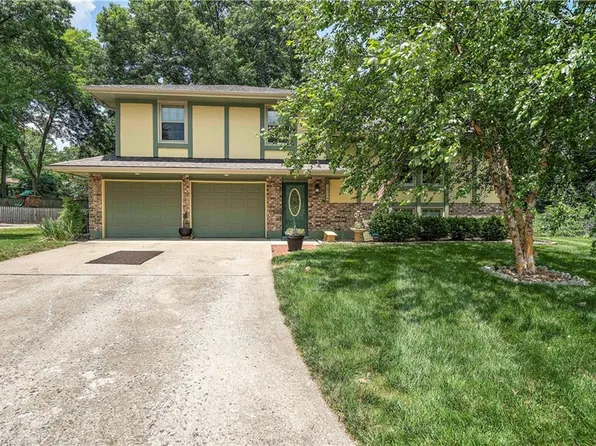 18004 E 25th Ter, Independence, MO 64057