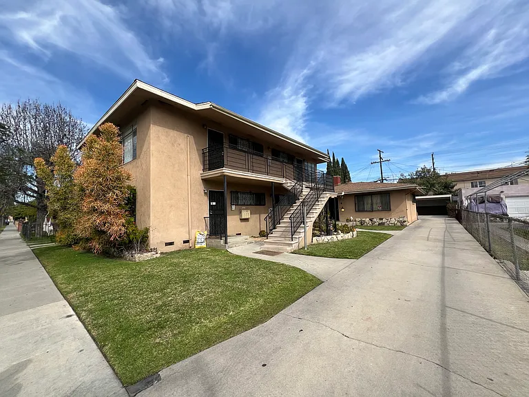 6334 Cedar St #D — Photo 13