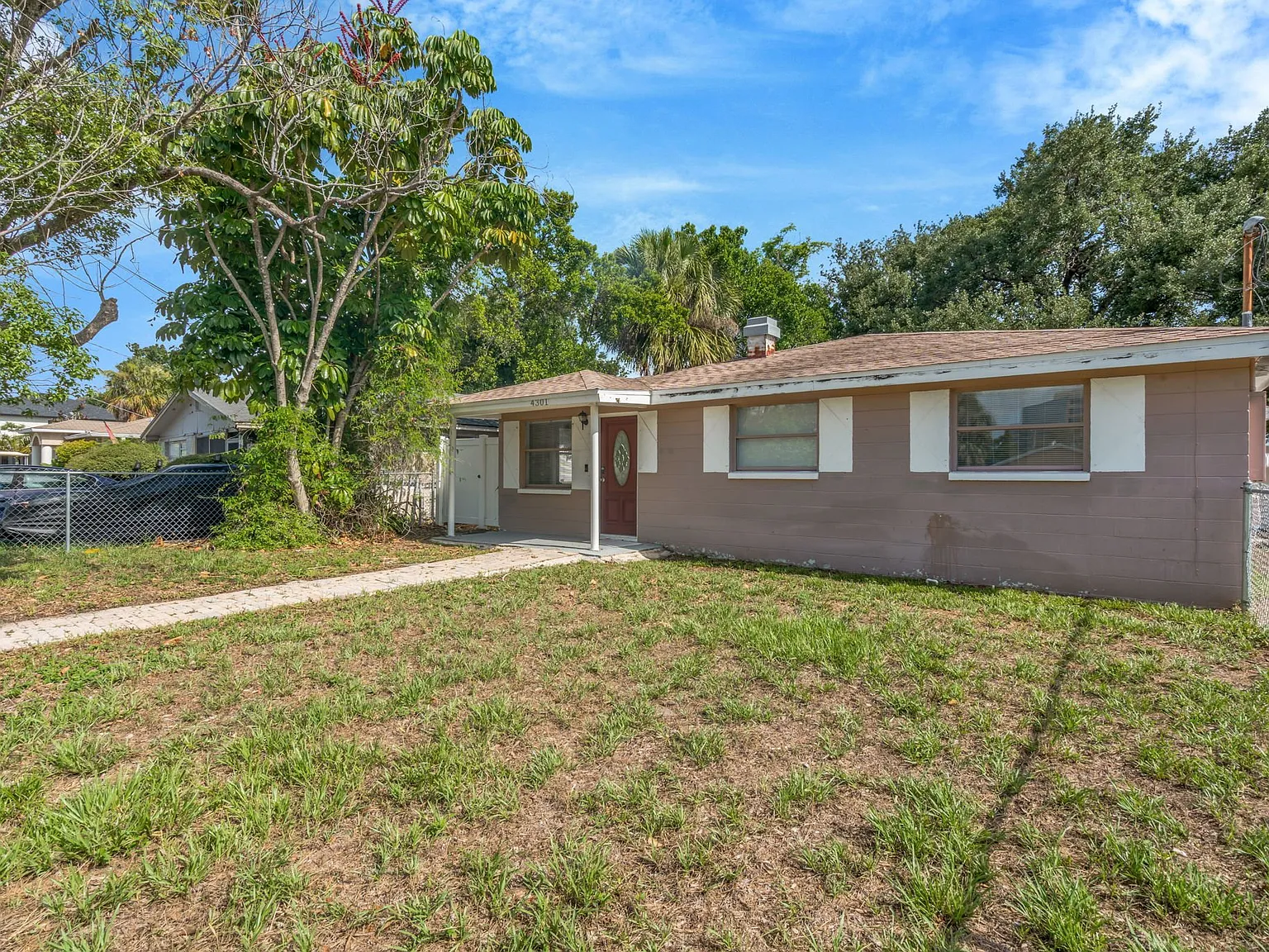 Section 8 Accepted Charming Tampa Home For Rent Close To International Plaza Mall, Midtown And Tpa! — Photo 3