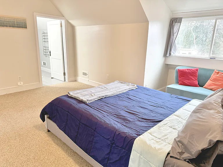 3277 N Whitney Ave #1 — Photo 3