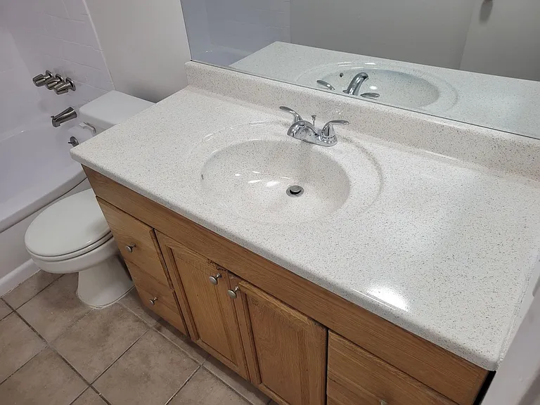 9th Street Apartments — Photo 4