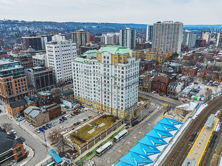 135 James St S #1401 — Photo 1