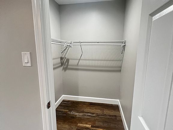 3rd image of 4092 A Ave