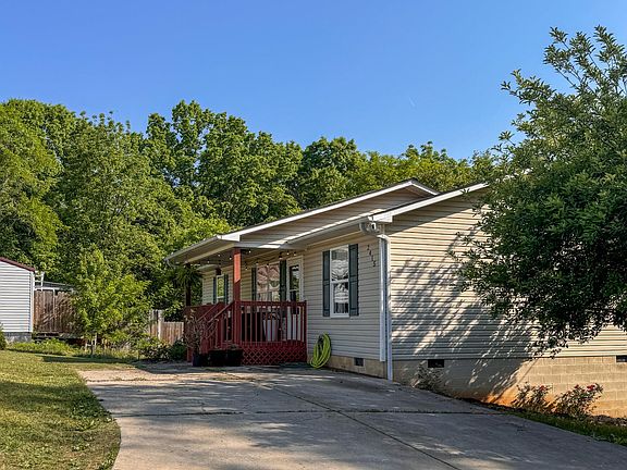3rd image of 2415 Southside Rd
