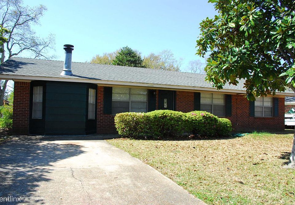 1st image of 9 Leggett Cir