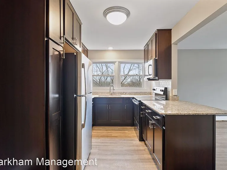 1349 Pennsylvania Ave — Photo 28