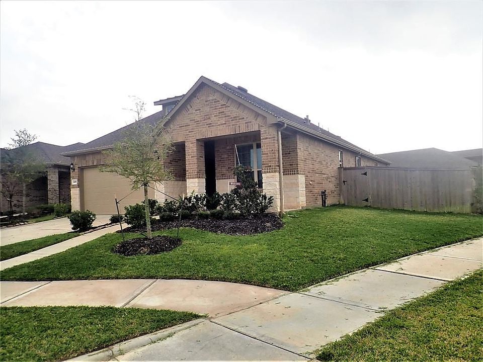 1st image of 24911 Prairie Briar Cir #C
