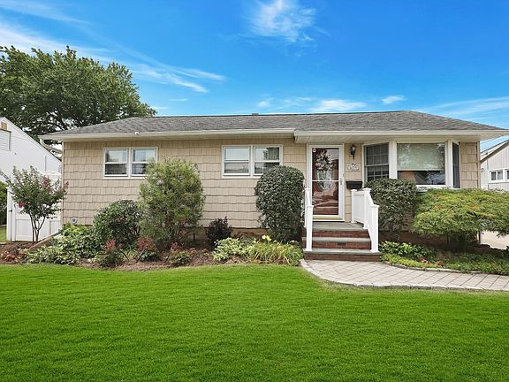 2nd image of 679 Morton Ave
