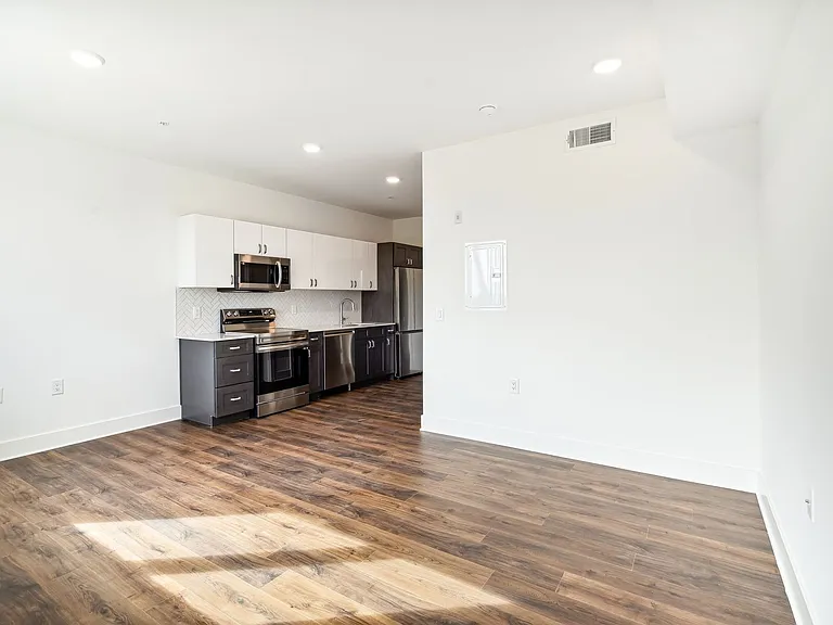 1701 Federal - Olo — Photo 41