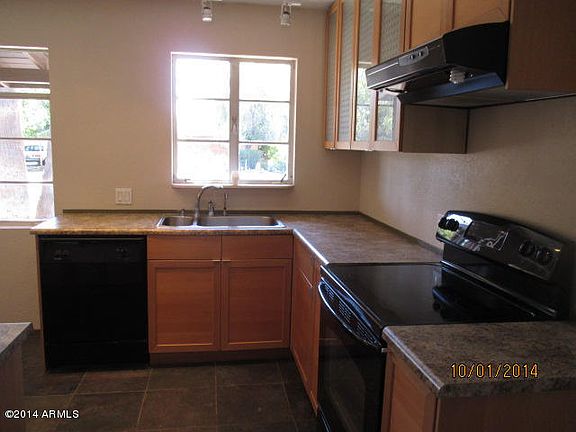 4th image of 2232 W Catalina Dr