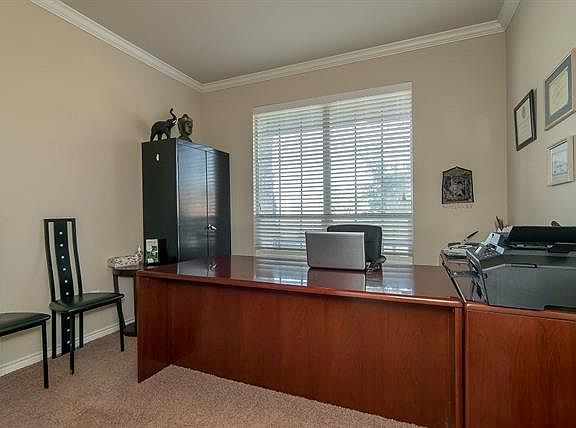 4th image of 1200 Dripping Springs Ln