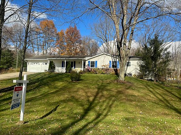 2nd image of 34140 Vauxhill Dr