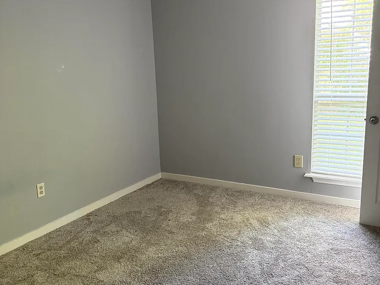 3606 Harle St — Photo 5