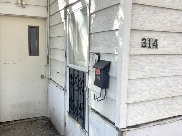 314 E Bridge St #1, Blackfoot, ID 83221