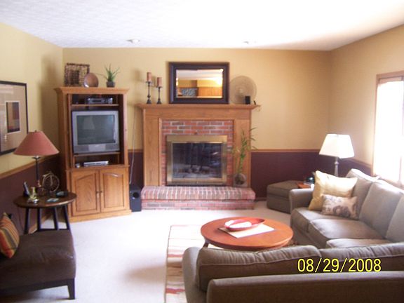 Large 20 x 16 Family Room, built-in custom-made bookcase, new carpeting
